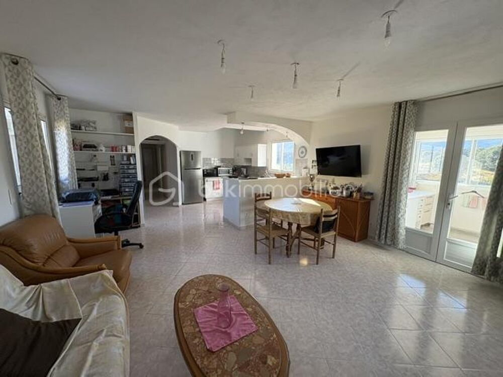 Vente Maison Maison traditionnelle composé (1 T4 et 1 T2) sur 1770 m² terrain Bastelicaccia