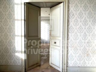  Immeuble � vendre 15 + pi�ces 548 m�