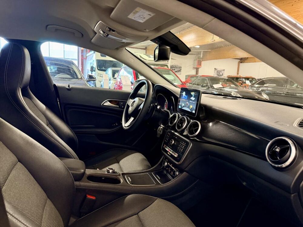 Classe CLA Shooting Brake 200d 136ch 7G-dct 2016 occasion 59700 Marcq-en-Barœul