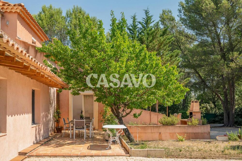 Vente Propriété/Château Vente Maison 8 pièces de 236m² - 13760 Saint-Cannat Saint cannat