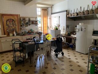  Maison � vendre 15 + pi�ces 412 m�