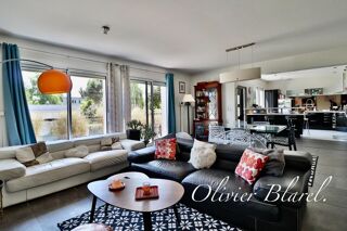  Villa à vendre 10 pièces 250 m²