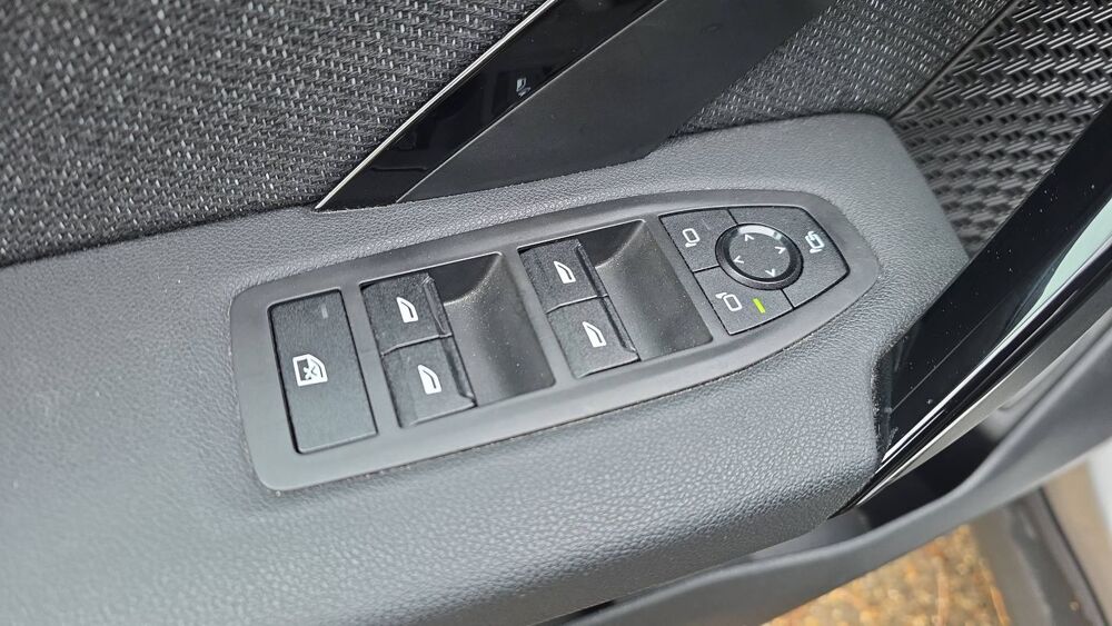 X1 sDrive 18i 140 DKG7 Base - Automatique Entretien constructeu 2023 occasion 95000 Cergy