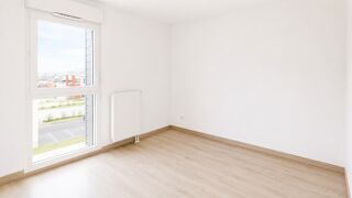  Appartement à louer 3 pièces 60 m²