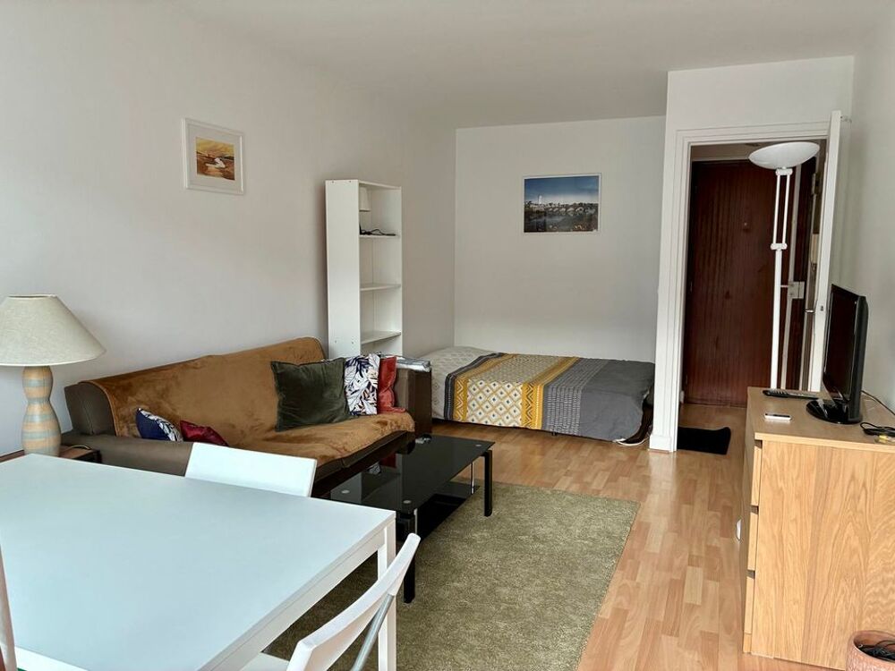 Location Appartement Studio de 27m2 à louer sur Paris 20 Paris 20