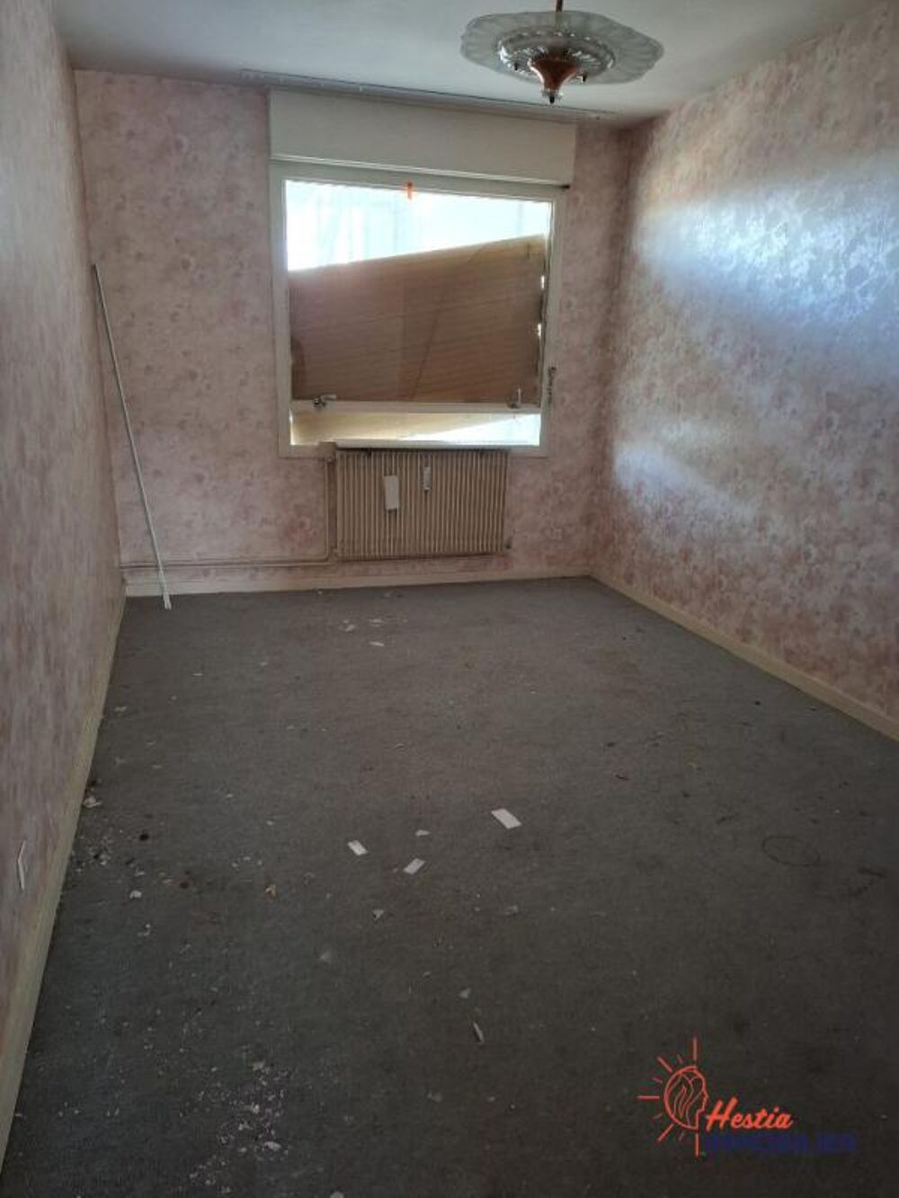 Spacieux appartement - balcon et garage