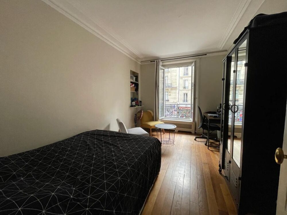 Vente Appartement Appartement 3 pièces - 56 m2 - Paris 75018 Paris 18