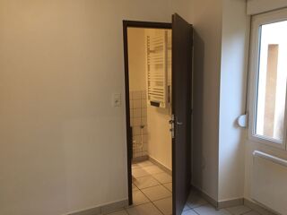  Appartement à louer 2 pièces 27 m²