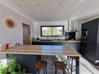 Vente Maison Plain-pied de type 4 de 2025, terrasses, garage, jardin...vue exeptionnelle sur la nature Orthez