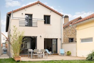  Maison à vendre 9 pièces 210 m²