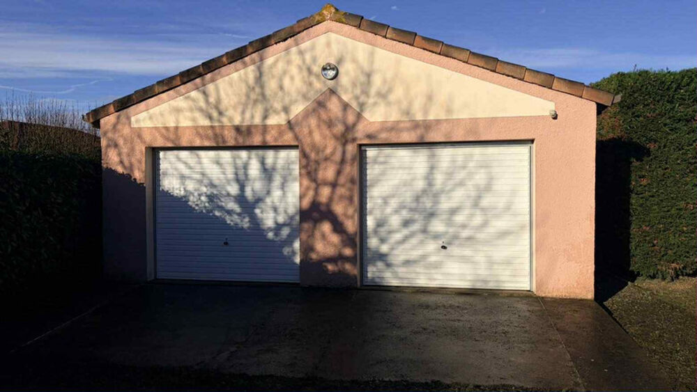 Dpt Gers (32), à vendre BARCELONNE DU GERS Maison T4 de plain pied sur 105 m² habitables + garage attenant et double garage non
