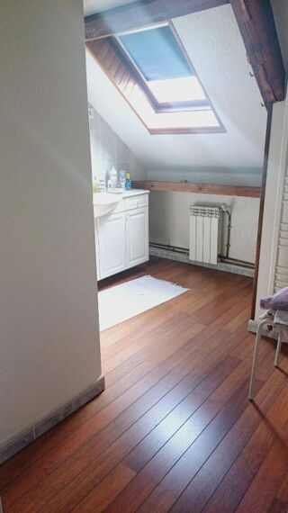  Immeuble à vendre 9 pièces 240 m²