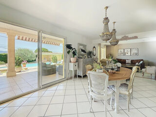  Maison � vendre 6 pi�ces 165 m�