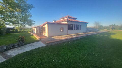   Maison Castelmayran 10 pi�ce(s) 255 m2 Maison - 10 pi�ce(s) - 255 m�