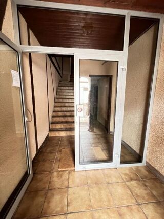  Immeuble � vendre 11 pi�ces 320 m�