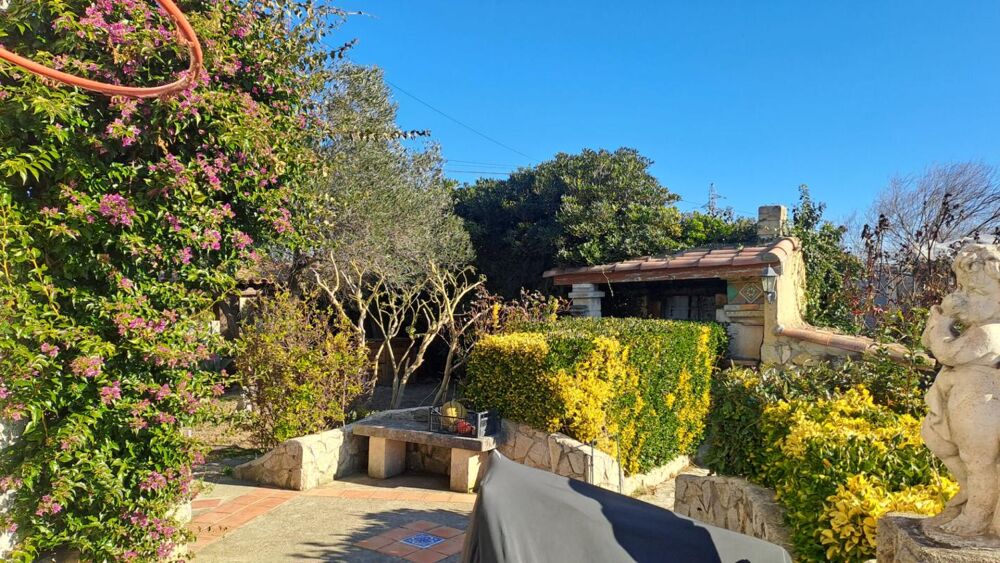 Vente Maison MAS PROVENCAL  Arles 5 pièce(s) 164 m2 Arles