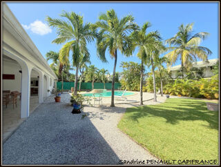  Villa � vendre 7 pi�ces 221 m�