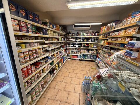 Commerce et logement 235000 83270 Saint cyr sur mer