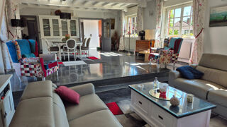  Maison  vendre 10 pices 330 m