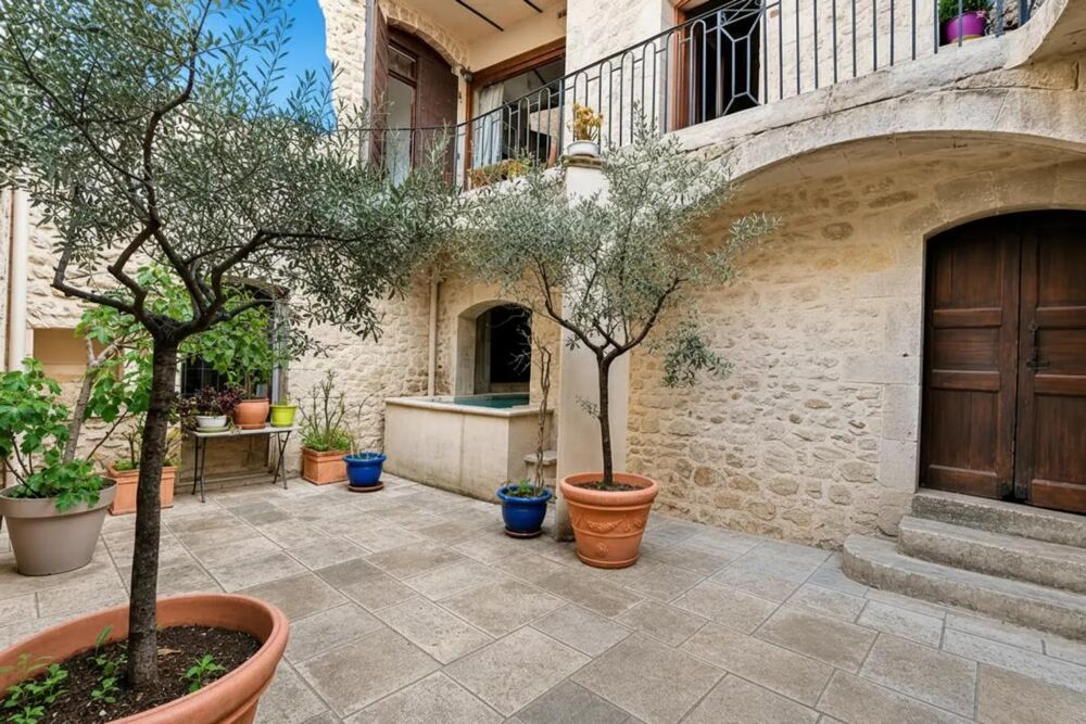 Vente Maison Bourg-Saint-Andéol – L'art du secret, la majesté des volumes Bourg saint andeol