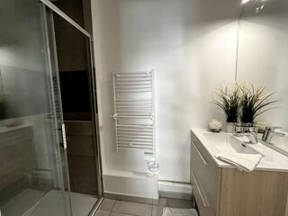  Appartement  vendre 5 pices 107 m