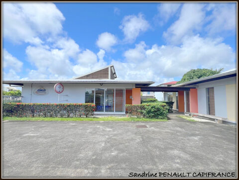 A VENDRE A KOUROU (GUYANE FRANCAISE) 3 magnifiques b&acirc;timents ind&eacute;pendants de 456 m&sup2; - SUPERFICIE DU TERRAIN 1150 m&sup2; AU PRIX DE 7 730000 97310 Kourou