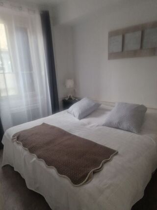  Appartement à louer 2 pièces 45 m²