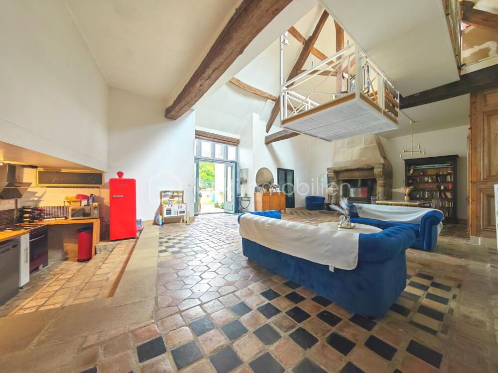 Maison avec grange et dépendances