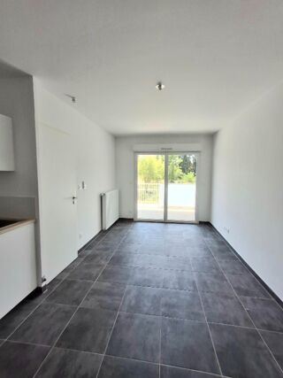 Appartement à louer 2 pièces 42 m²