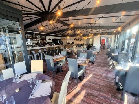   ILE D'OLERON (17) A Vendre Murs & Fonds commerce restaurant emplacement n°1 Port de LA COTINIERE 