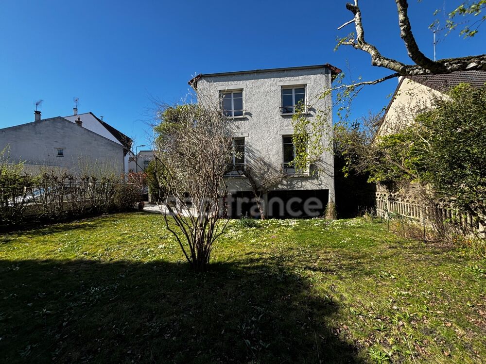 Maison 8 pièces 220 m² · à Meudon · 220 m² · 1 250 000 €