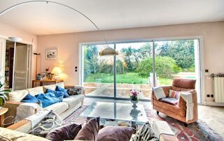  Propri�t�/ch�teau � vendre 7 pi�ces 252 m�