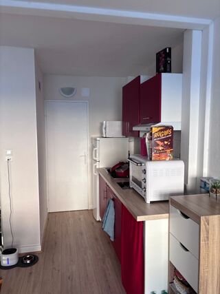  Appartement à louer 2 pièces 37 m²