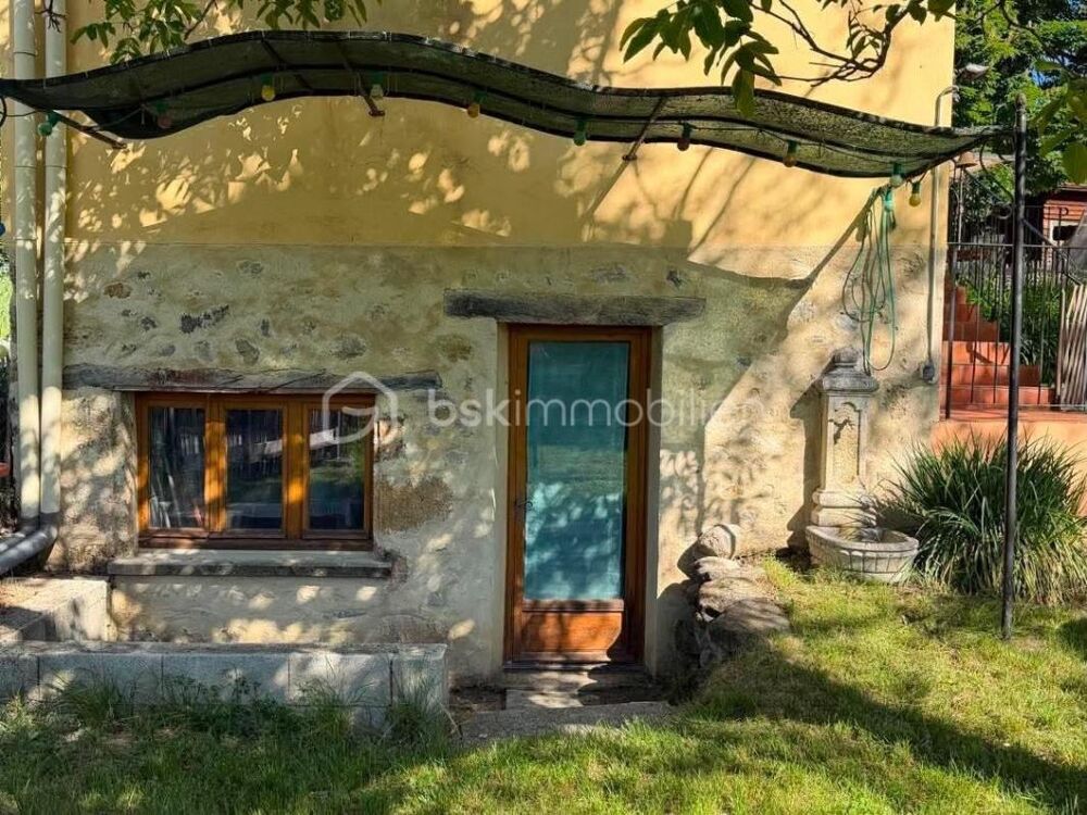 THOARD - Maison coup de coeur ! 68m² - 2 chambres - terrasse - terrain