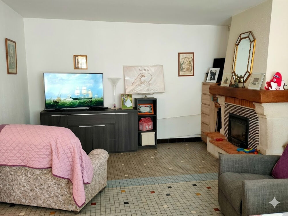 EXCLUSIVITE VENTE A TERME LIBRE Maison Vervant 5 pièce(s)