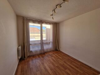  Appartement à louer 2 pièces 42 m²