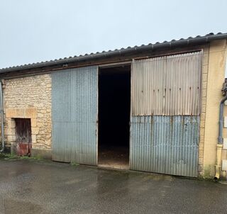  Remise / Grange � vendre 1 pi�ce 140 m�