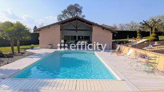  Villa à vendre 8 pièces 179 m²