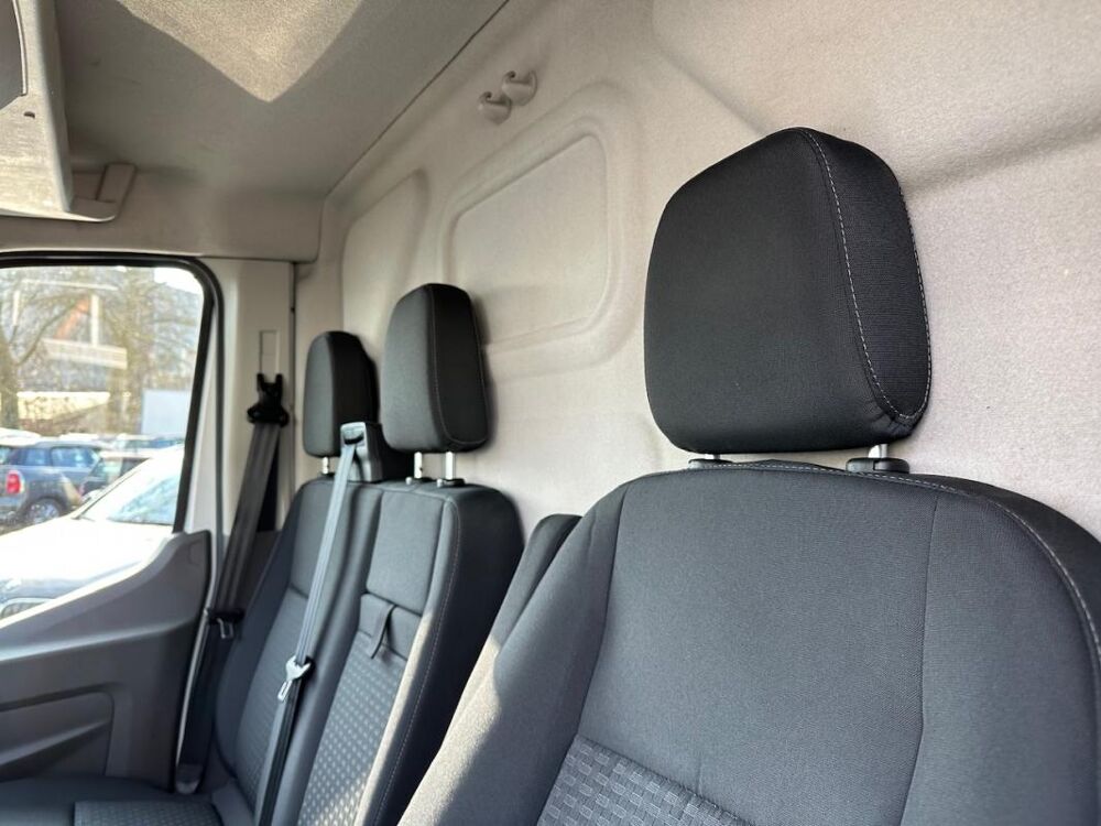 Transit FOURGON IV (2) 2.0 ECOBLUE 130 310 L2H2 AUTO LIMITED PRIX TT 2021 occasion 78240 Chambourcy