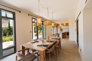  Villa 5 pi�ces 187 m� Maussane les alpilles