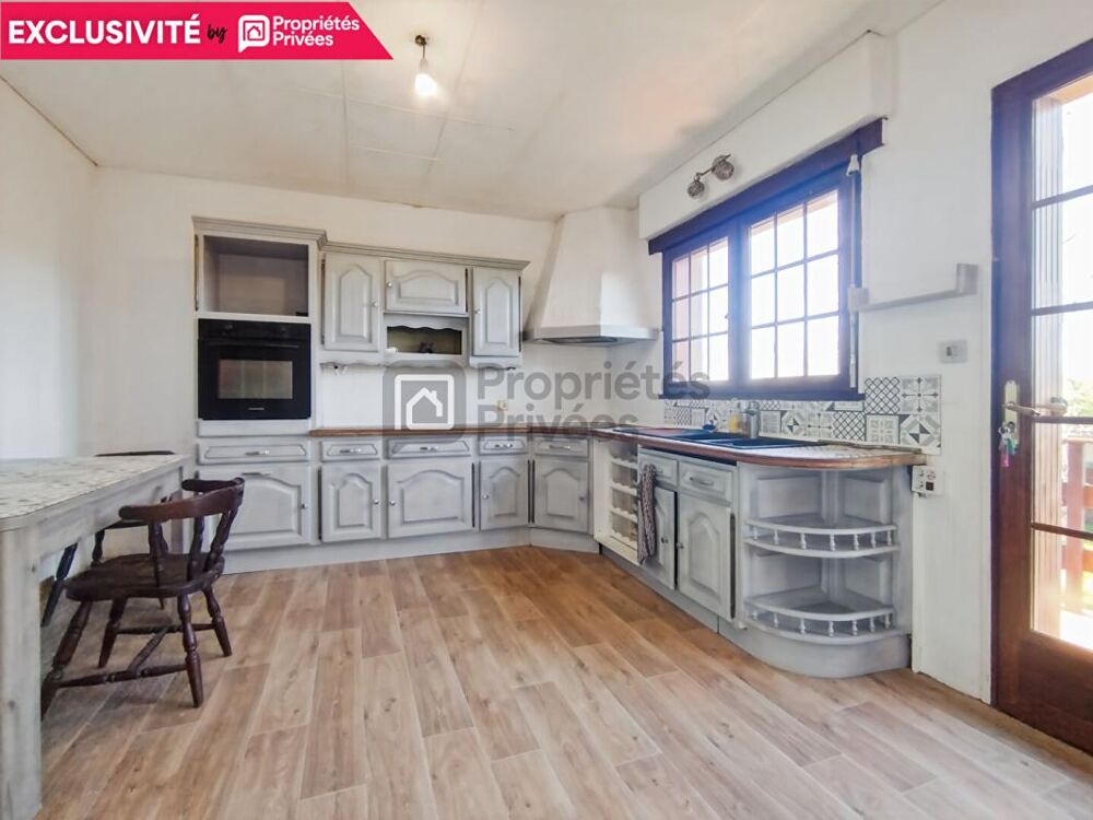 Maison 5 pièce(s) avec fort potentiel sur parcelle de 2 900 m²
