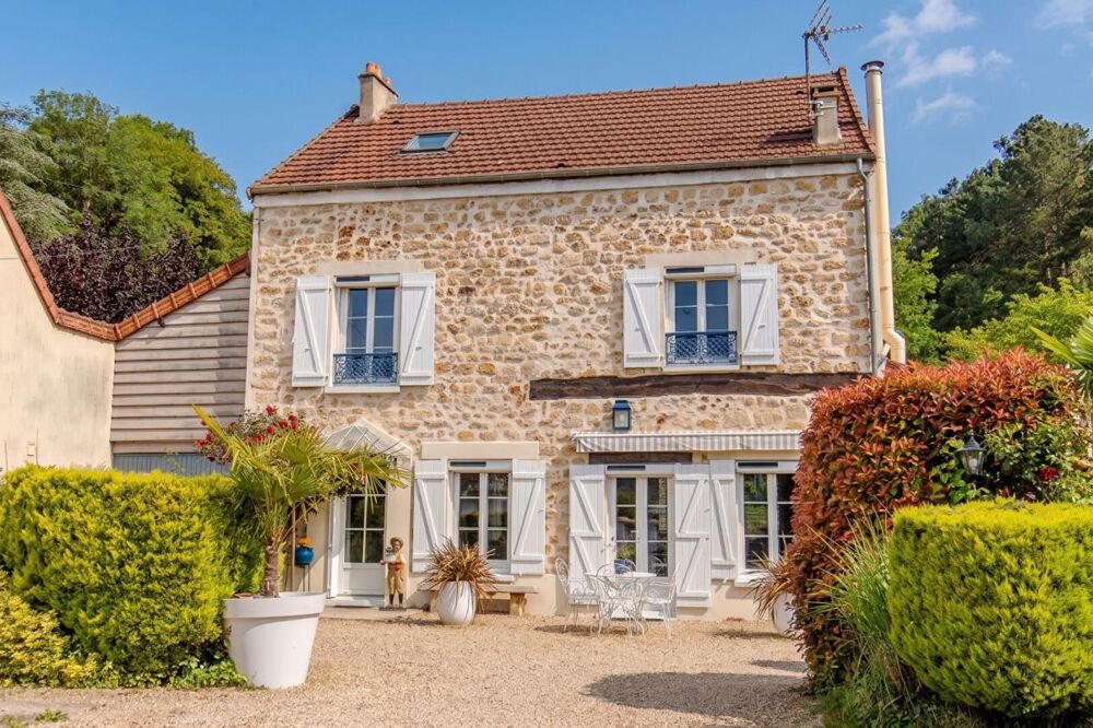 Exclusivité Propriétés-Privées - Le charme de l'ancien à Oinville-sur-Montcient