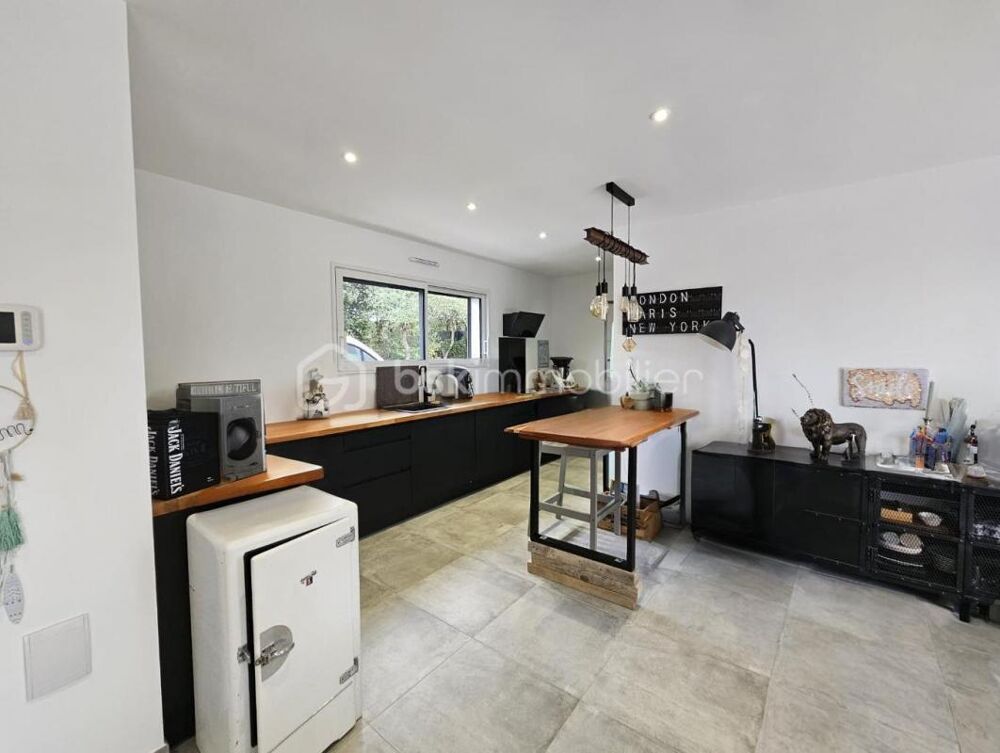  vendre  Villa Le Cannet-des-Maures (83340)