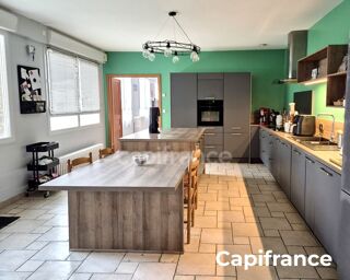  Appartement � vendre 8 pi�ces 202 m�
