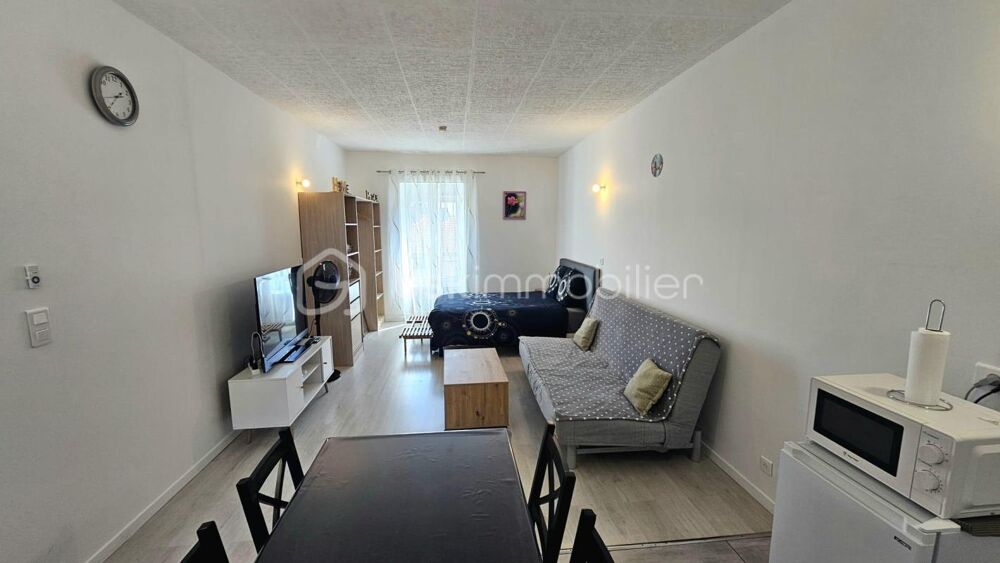 ROANNE  STUDIO RÉNOVÉ DE 31,94 M²  DPE C  IDÉAL INVESTISSEMENT LOCATIF ou PRIMO ACCEDANT