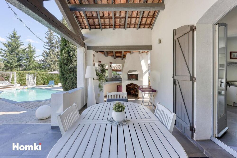 � vendre  Maison Solli�s-Ville (83210)