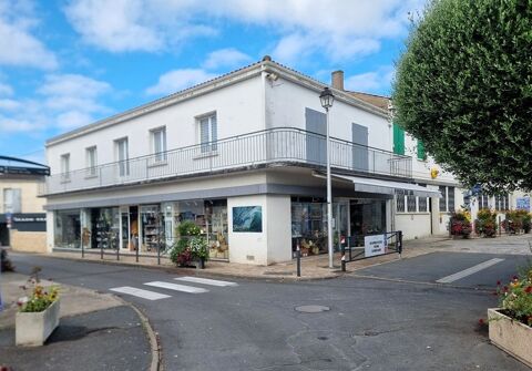 ST PIERRE D'OLERON (17) emplacement N°1 rue commerçante FdC boutique mixte & Murs 513m² + maison fonction cour 1260000 17310 Saint pierre d oleron