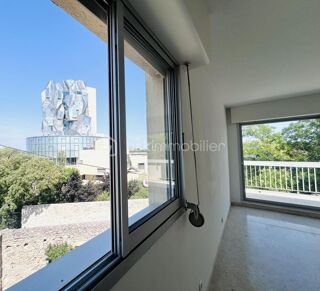  Appartement à louer 4 pièces 82 m²