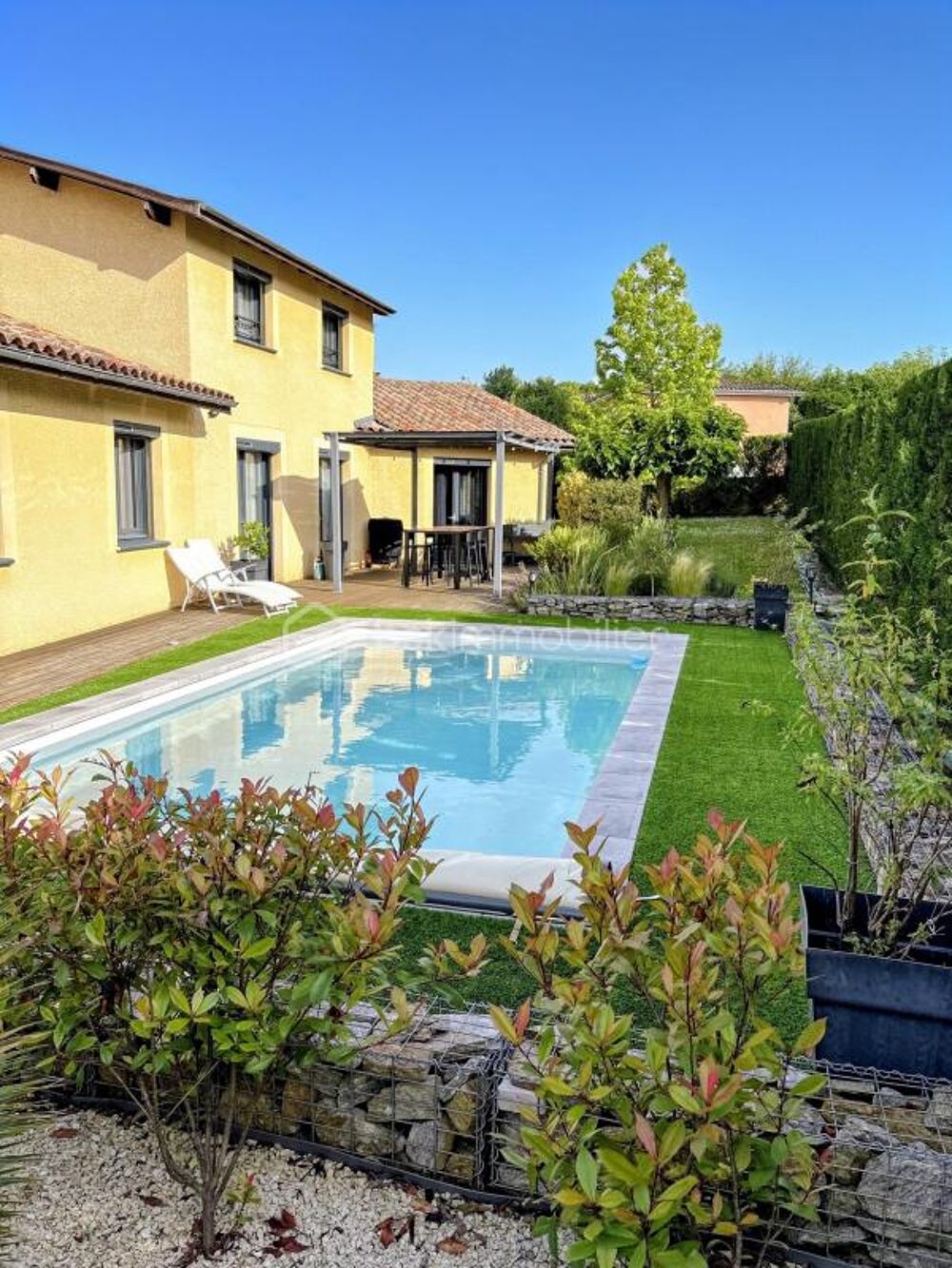 Villa darchitecte contemporaine avec piscine et domotique  226 m²