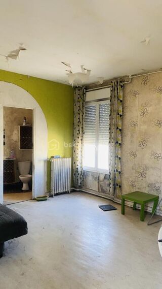  Propriété/château à vendre 4 pièces 98 m²